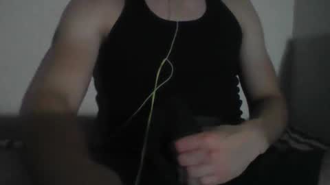 darkred_2 online show from April 27, 7:49 am