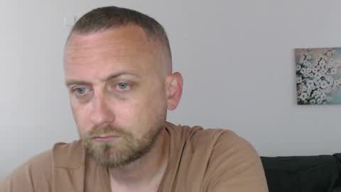 Tony online show from April 8, 4:46 am