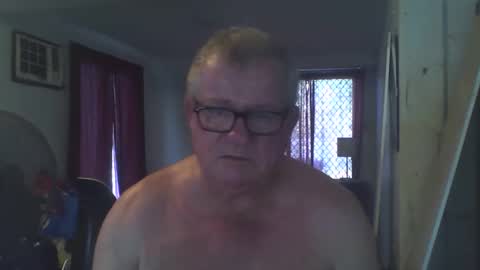 darwincock online show from January 3, 10:40 pm