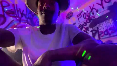 BeyJackson online show from February 10, 8:19 am