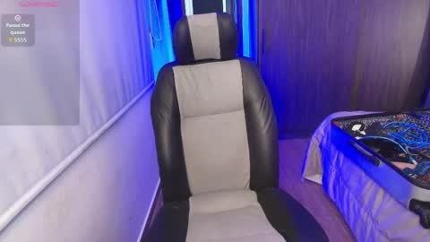 David online show from April 12, 2:18 pm