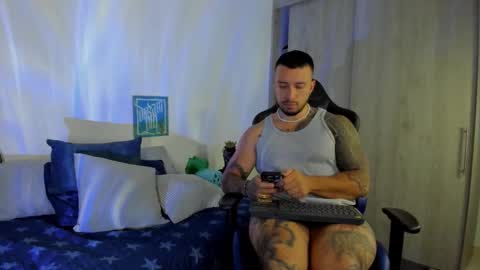 DAVE MAX online show from March 16, 3:24 am