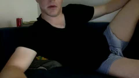 daveb709709709 online show from October 15, 1:46 am