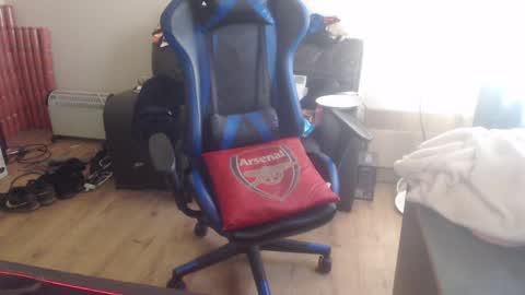 dave online show from February 6, 9:22 am