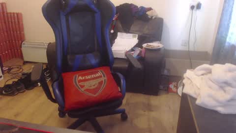 dave online show from February 7, 10:40 am