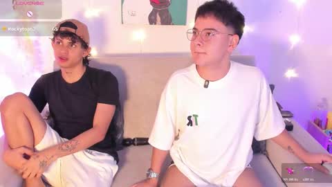 david_and_friend online show from February 22, 2:02 am