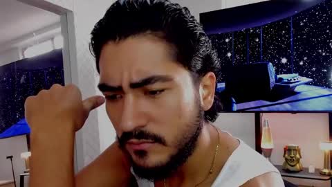 Hey im David that loves to explore and speak their fantasies. Very open talktative and nice. Feel free to chat with me online show from January 26, 1:04 pm