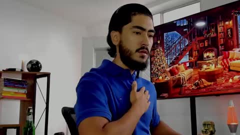 Hey im David that loves to explore and speak their fantasies. Very open talktative and nice. Feel free to chat with me online show from December 15, 1:00 pm