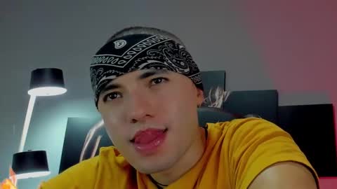 David Jons online show from March 10, 11:49 pm