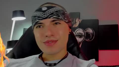 David Jons online show from January 17, 12:20 am