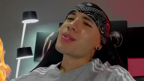 David Jons online show from January 21, 12:46 am