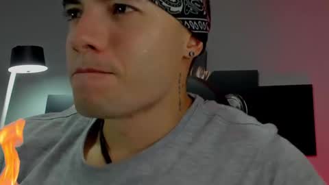 David Jons online show from February 9, 7:19 pm