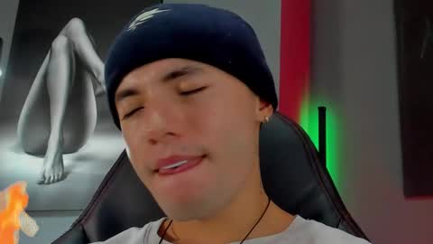 David Jons online show from October 5, 7:51 pm