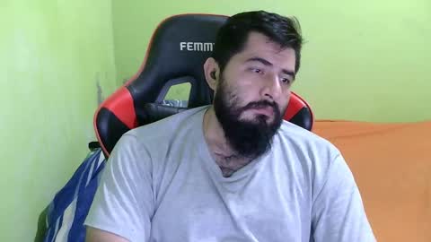 Snapshot of daviddelz chatting on September 24, 5:07 am David online show from September 24, 5:07 am