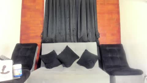 davidx_x21 online show from March 12, 6:18 am