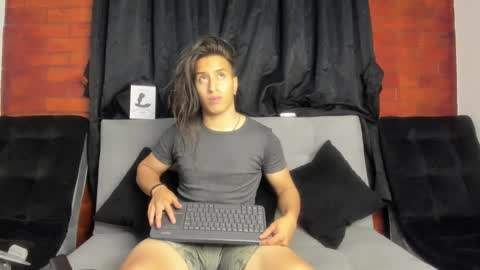 davidx_x21 online show from January 8, 4:44 am