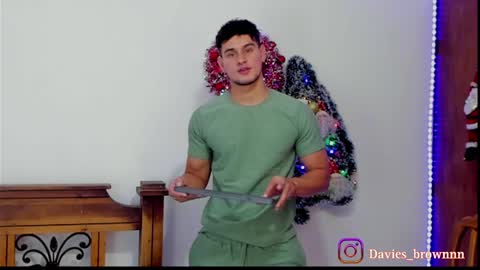 Snapshot of davies_brown chatting on December 16, 8:58 pm Davies brown    schedule 12pm to 5pm col time online show from December 16, 8:58 pm