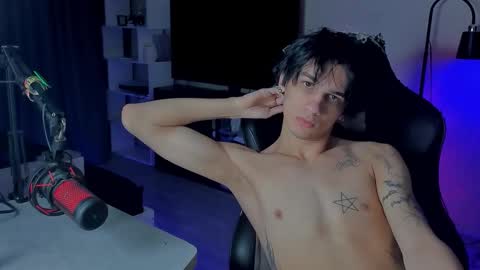 davis online show from December 4, 9:11 pm