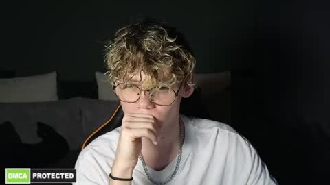 dear kirill online show from April 14, 11:48 pm