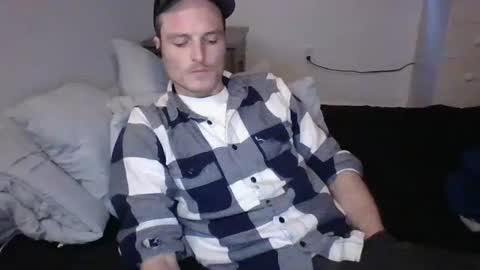 Snapshot of dee4dayz19 chatting on October 19, 10:13 pm Dee4dayz online show from October 19, 10:13 pm