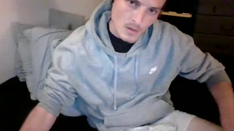 Snapshot of dee4dayz19 chatting on October 4, 12:59 am Dee4dayz online show from October 4, 12:59 am