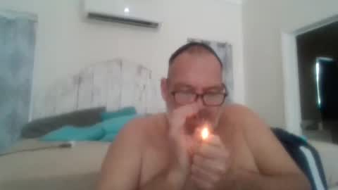 Snapshot of deepdiveme chatting on February 1, 6:40 pm deepdiveme online show from February 1, 6:40 pm