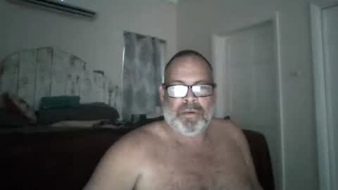 Snapshot of deepdiveme chatting on December 23, 8:57 pm deepdiveme online show from December 23, 8:57 pm