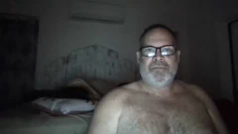 Snapshot of deepdiveme chatting on January 8, 6:52 am deepdiveme online show from January 8, 6:52 am