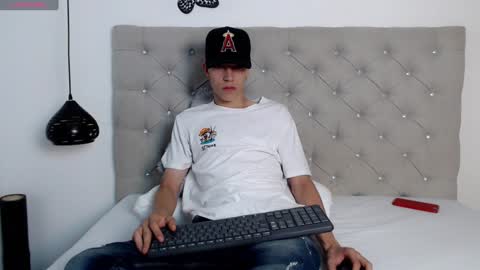 DEIVY online show from December 6, 7:56 pm