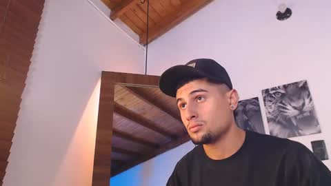  DEIVY  online show from December 20, 6:19 am