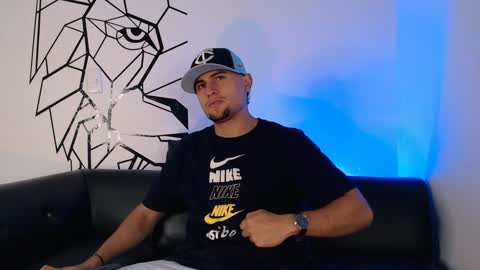  DEIVY  online show from February 3, 4:25 am