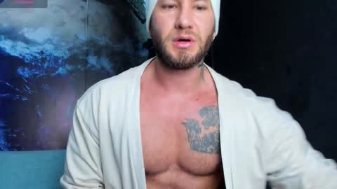 Delessandro online show from February 22, 10:00 pm