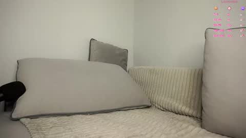 Dave19  online show from September 13, 4:35 am