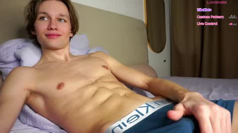 Dave19  online show from February 5, 4:15 pm