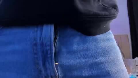 dennis munera online show from November 19, 4:23 am