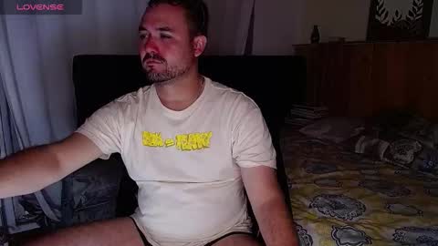 Dereck Mills3 online show from January 18, 3:19 am