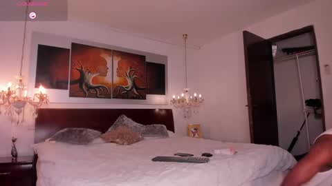 Dereck and Jake online show from February 19, 11:28 am