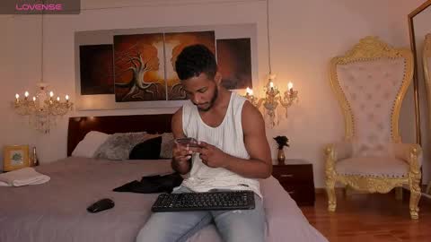 Dereck and Jake online show from December 23, 11:25 am