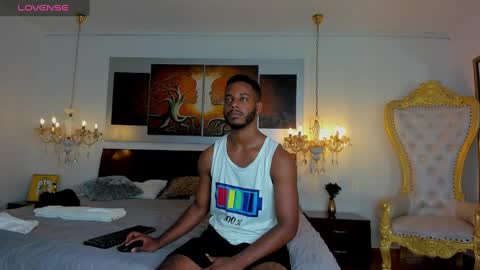 Dereck and Jake online show from December 2, 12:05 pm