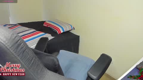 Derekcb online show from January 6, 10:02 am