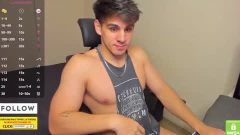 Derekcb online show from October 6, 9:36 am