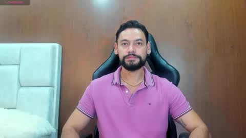 DerryBigger CM online show from October 8, 4:55 pm