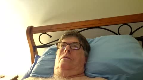 Desmon1958 online show from February 15, 6:49 pm