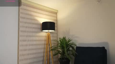 Snapshot of deus_belli chatting on October 18, 6:18 am Deus Belli online show from October 18, 6:18 am