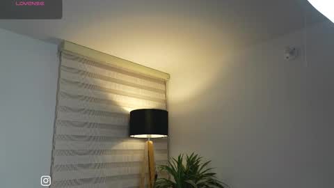 Snapshot of deus_belli chatting on October 21, 6:38 am Deus Belli online show from October 21, 6:38 am