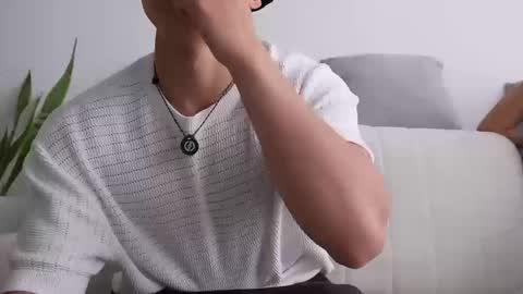 Snapshot of deus_belli chatting on September 26, 4:37 pm Deus Belli online show from September 26, 4:37 pm