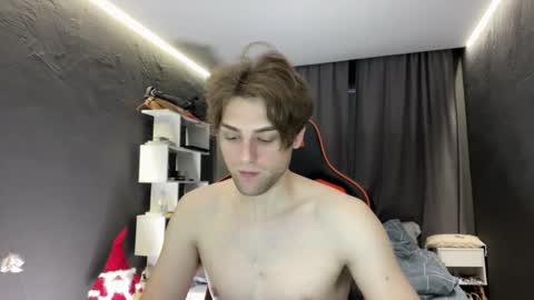 devilnut1 online show from November 26, 6:49 am