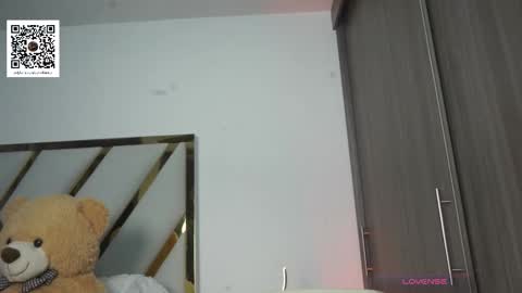 Devin Hunter online show from December 13, 7:53 pm