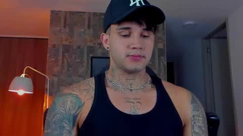 JULIAN online show from November 14, 10:55 pm