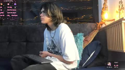 diamond_twink online show from November 30, 3:41 am